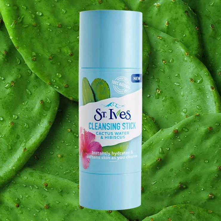 St. Ives Cleansing Stick - Cactus Water & Hibiscus - Image 3